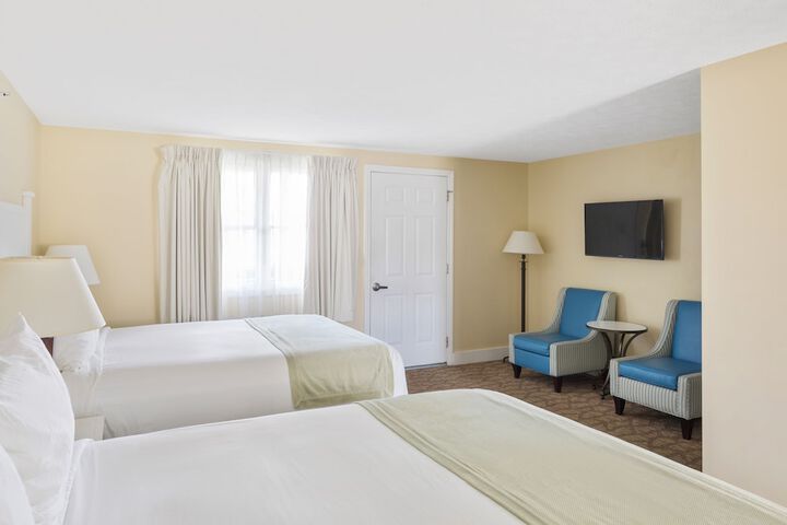 Room 40 of 106
