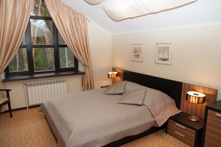 Room 26 of 191