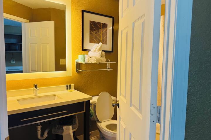 Room 20 of 22