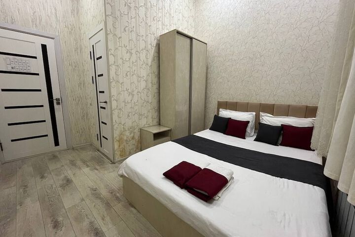 Room 3 of 23