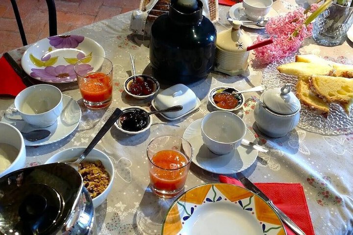 Breakfast/Coffee Service 70 of 86