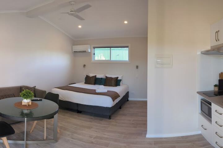 Room 18 of 82