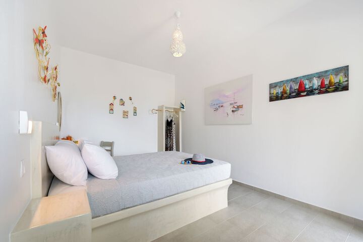 Room 10 of 49