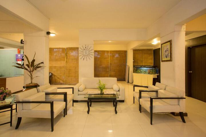 OYO Avezeekaa Corporate Residency
