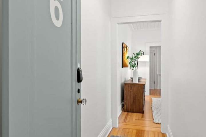 Room 14 of 34