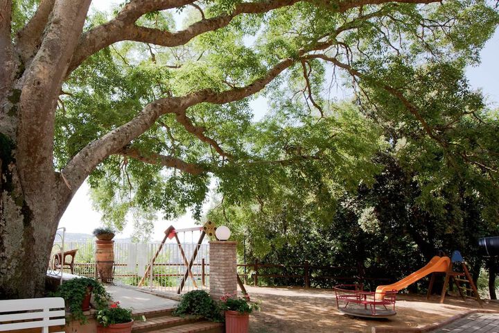 Children's play area - outdoor