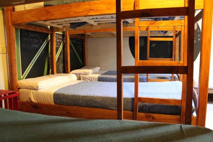 Room 10 of 26