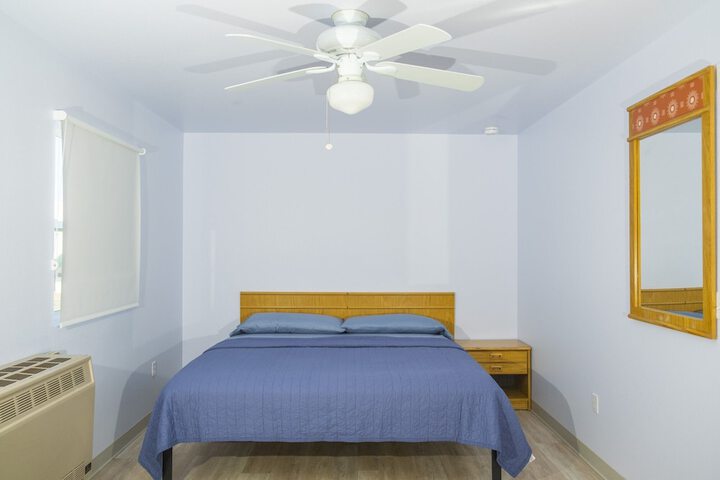 Room 10 of 19