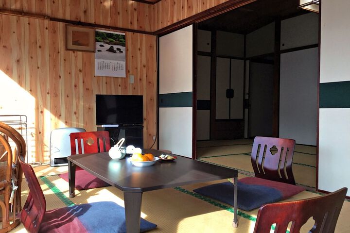Room 16 of 92