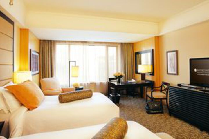 Room 46 of 93