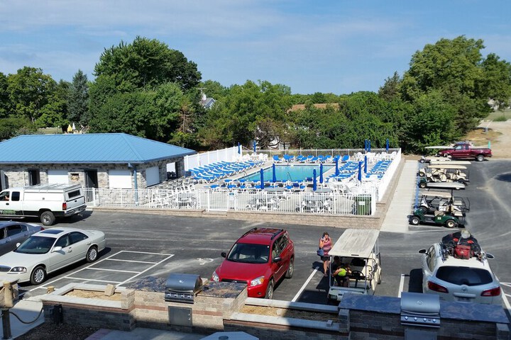 Pool 37 of 58