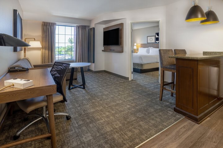 Room 11 of 46