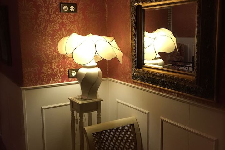 Room 12 of 49