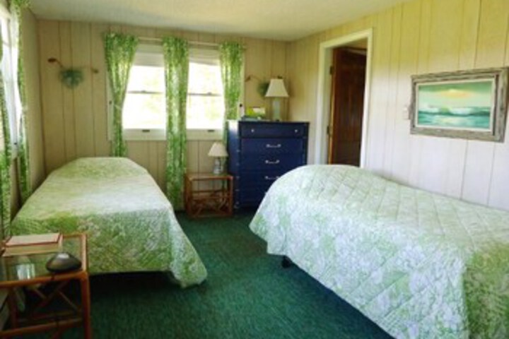Room 22 of 28