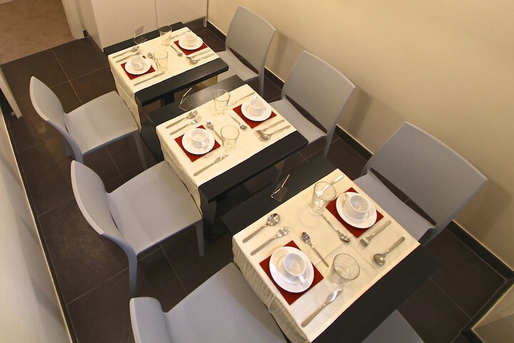 Breakfast/Coffee Service 18 of 27