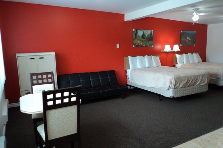 Room 26 of 43