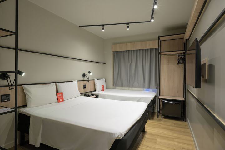 Room 13 of 56