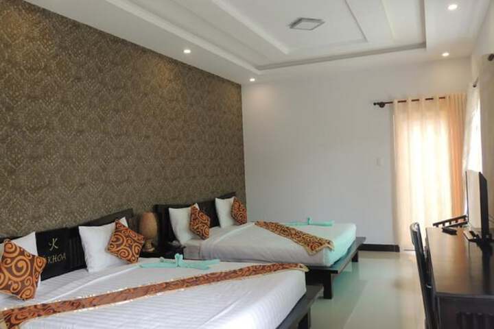 Room 9 of 84