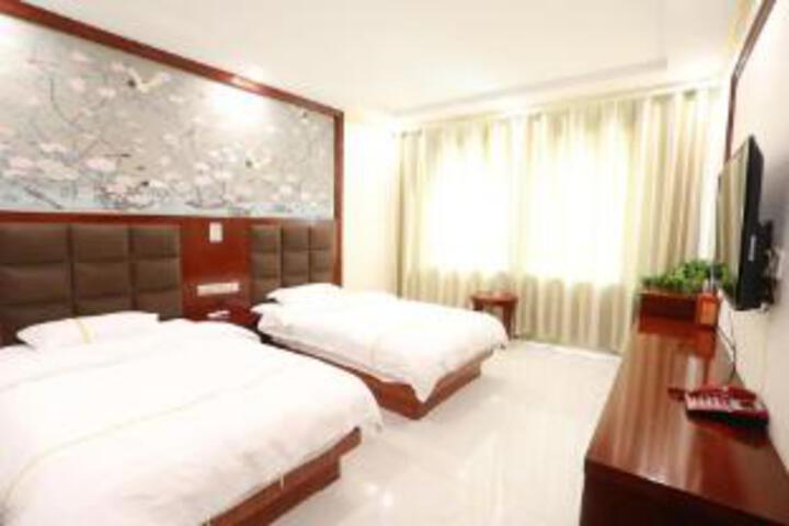 Room 6 of 7