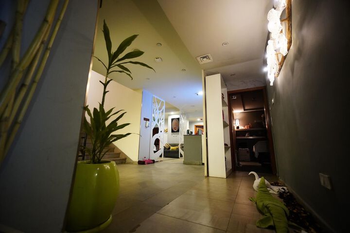 Hotel Interior 98 of 163