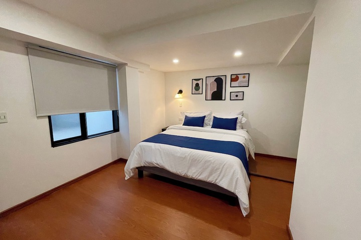 Room 17 of 56