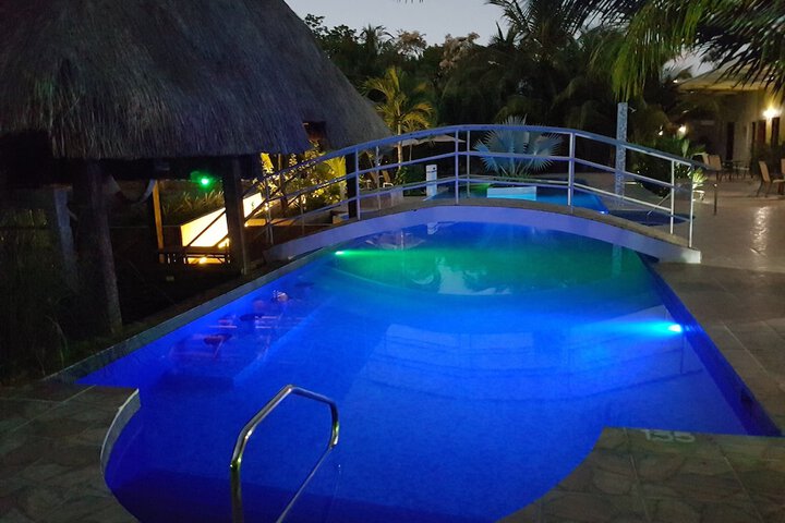 Pool 41 of 67