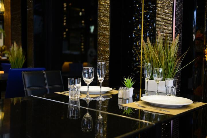 Dining Photos