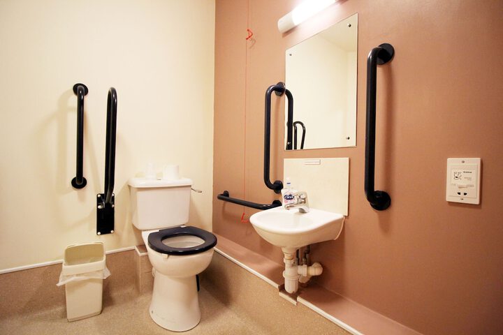 Room 18 of 54
