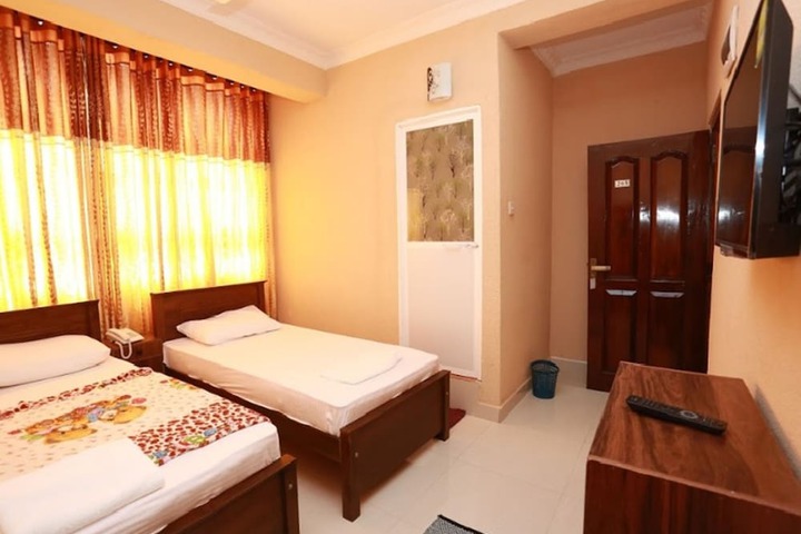 Room 13 of 46