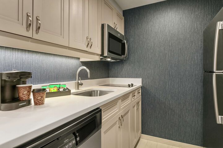 1 King Bed Studio Suite (19 of 21)