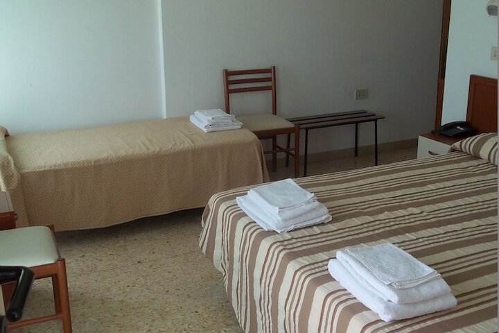 Room 21 of 125