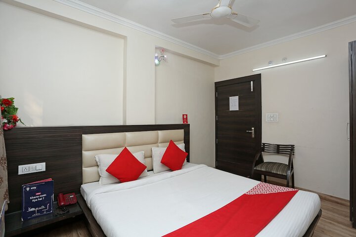 Room 17 of 22