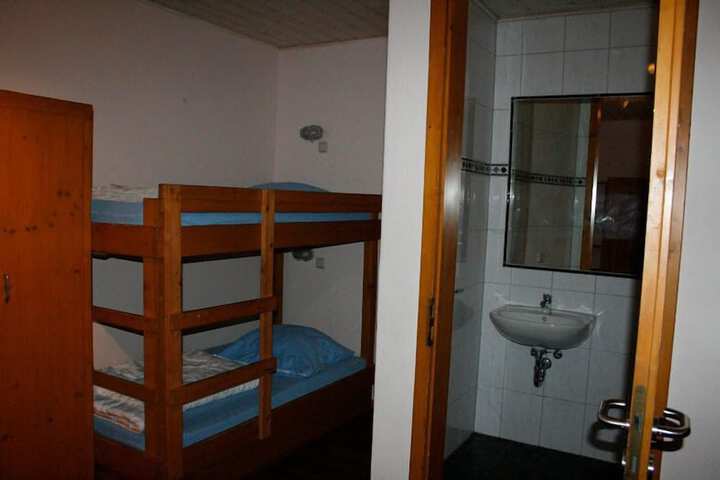 Room 3 of 13