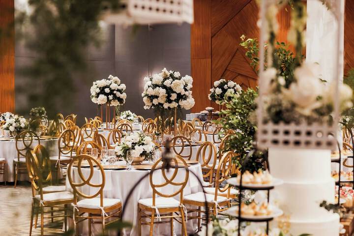 Ballroom/Hall 129 of 155