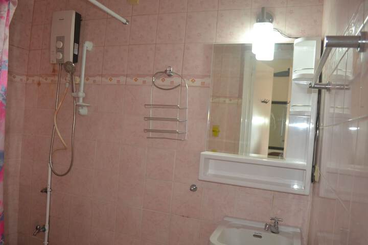 Room 95 of 141