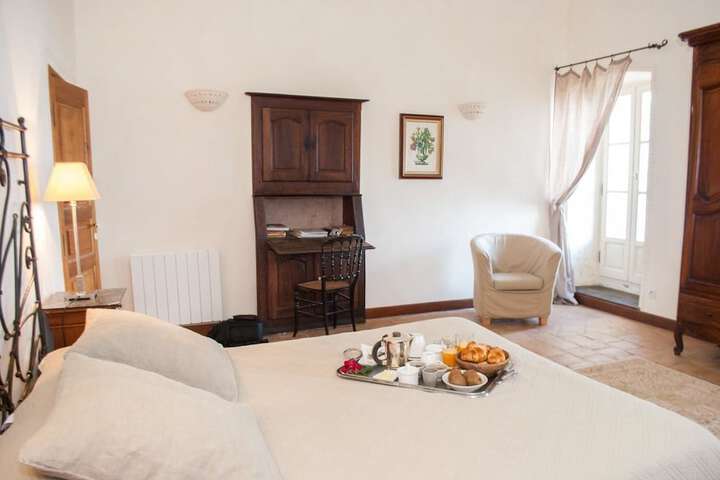 Room 15 of 78