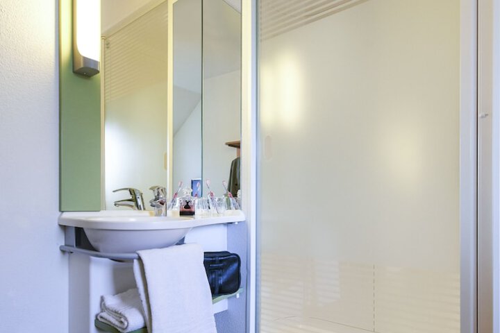 Clean Restrooms