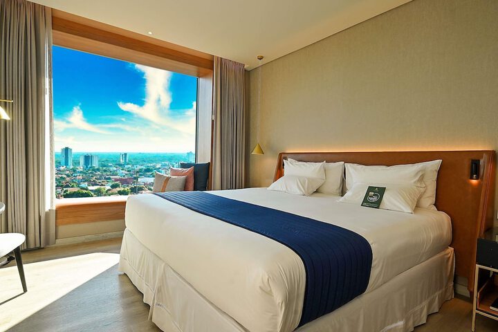 Room 38 of 100