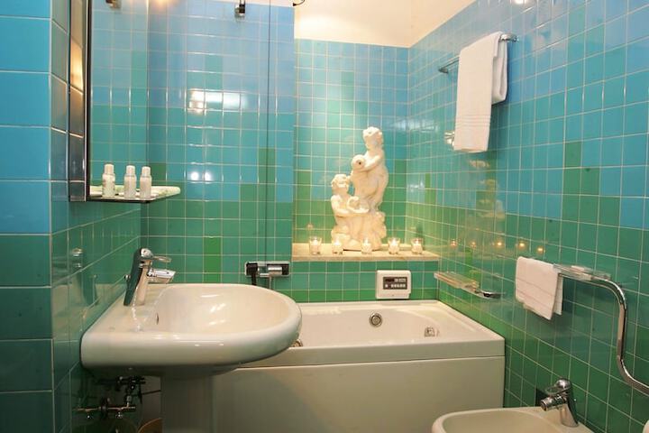 Bath Photo
