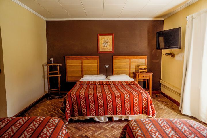 Room 9 of 28