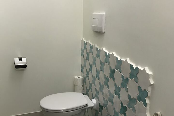Room 13 of 26