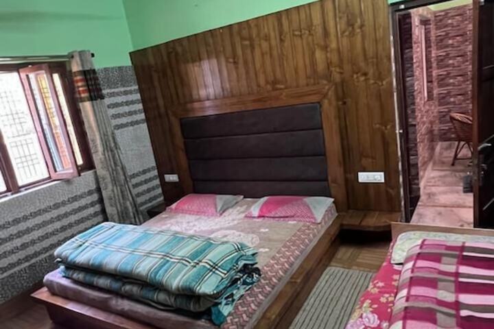 Room 3 of 11