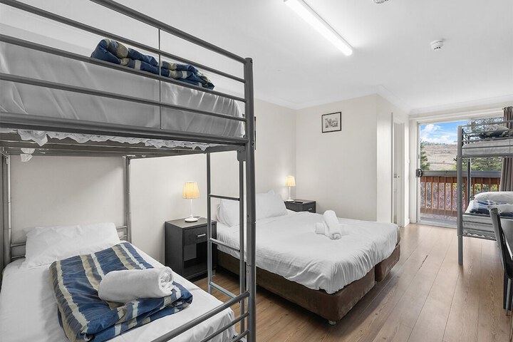 Room 30 of 110