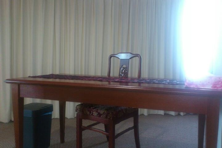 Room 17 of 44