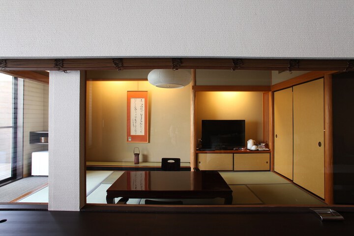 Room 21 of 72