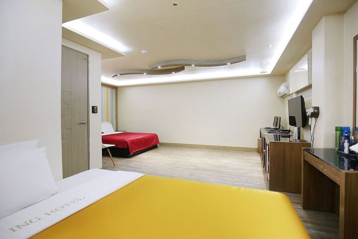Room 47 of 52
