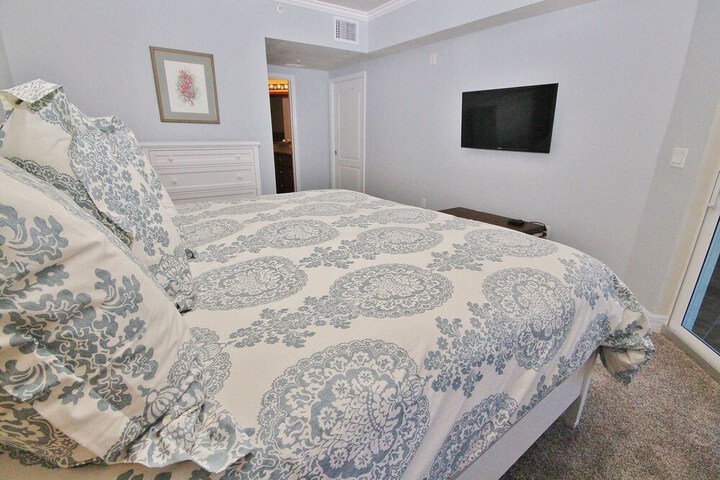 Room 7 of 25