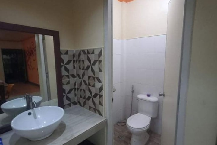 Room 7 of 38
