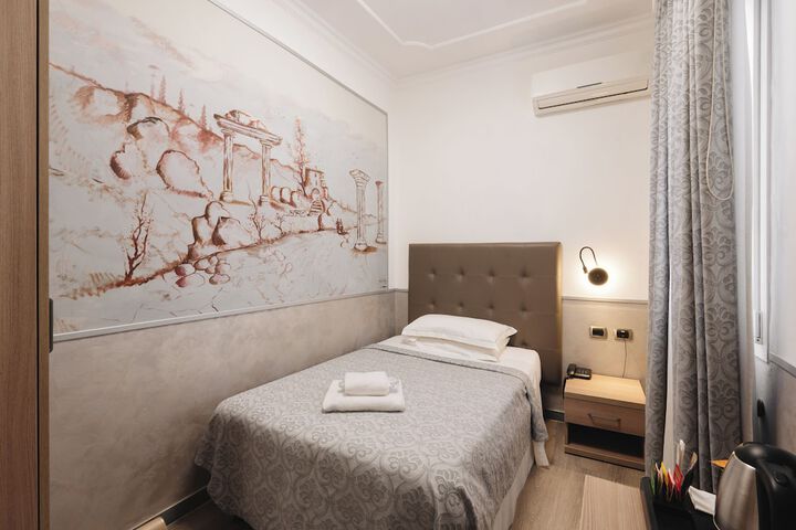 Room 119 of 180