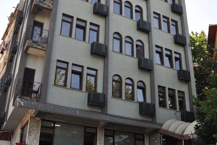 Hotel 79 of 91